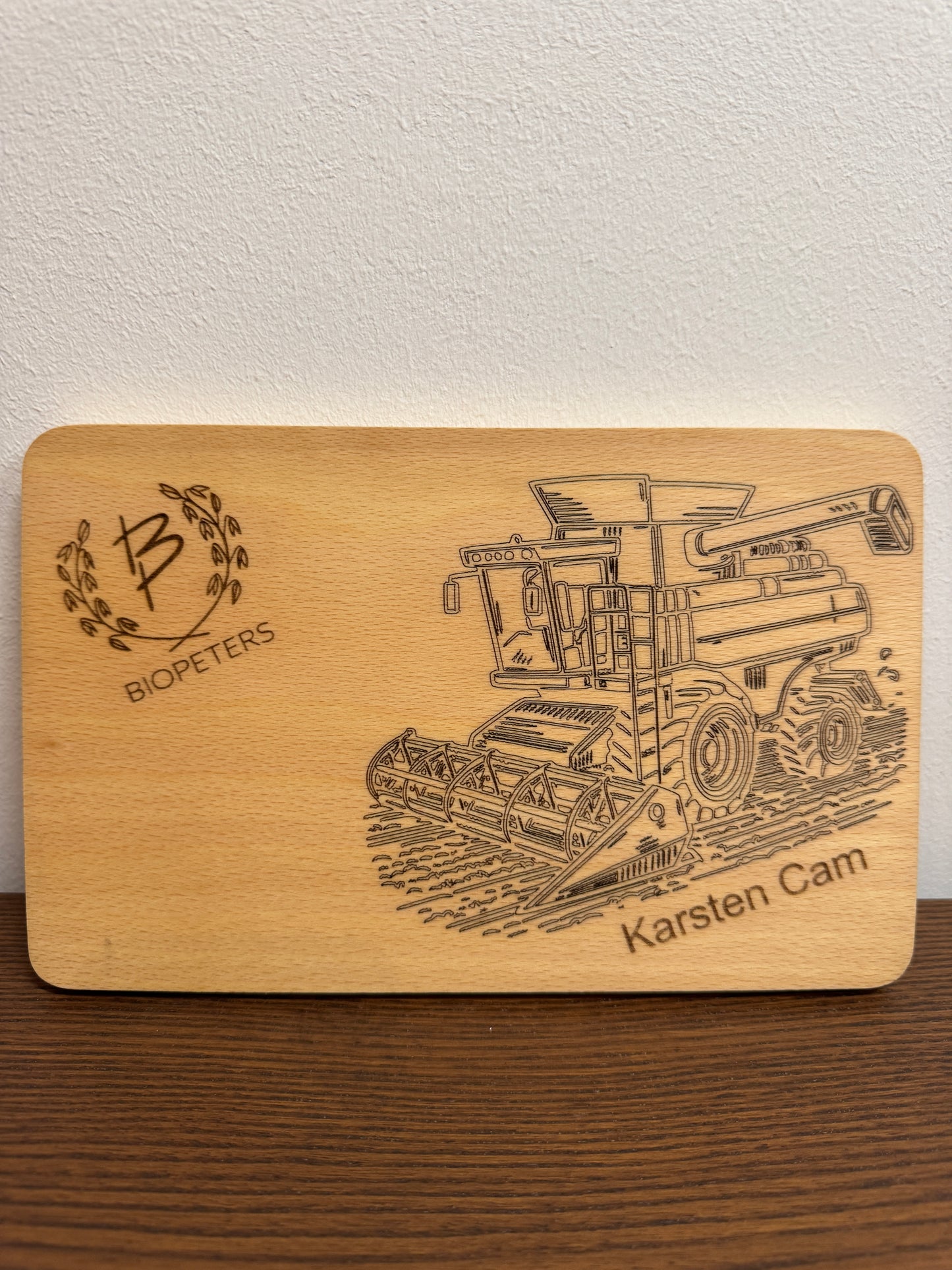 Holz-Frühstücksbrett mit Drescher Gravur